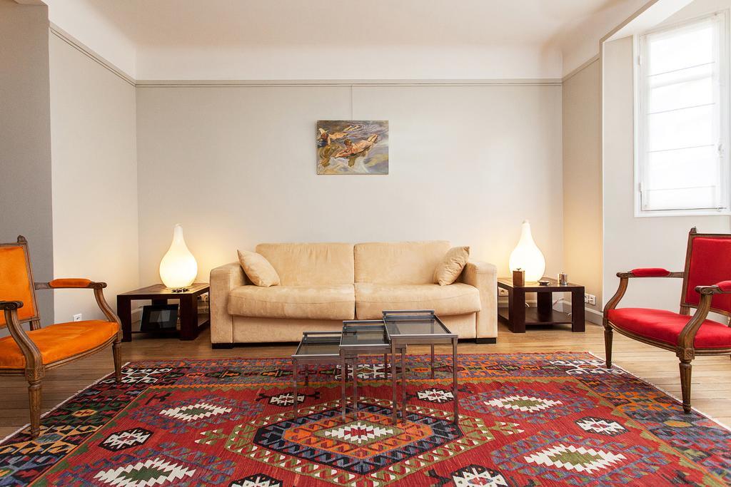 Suffren Apartment