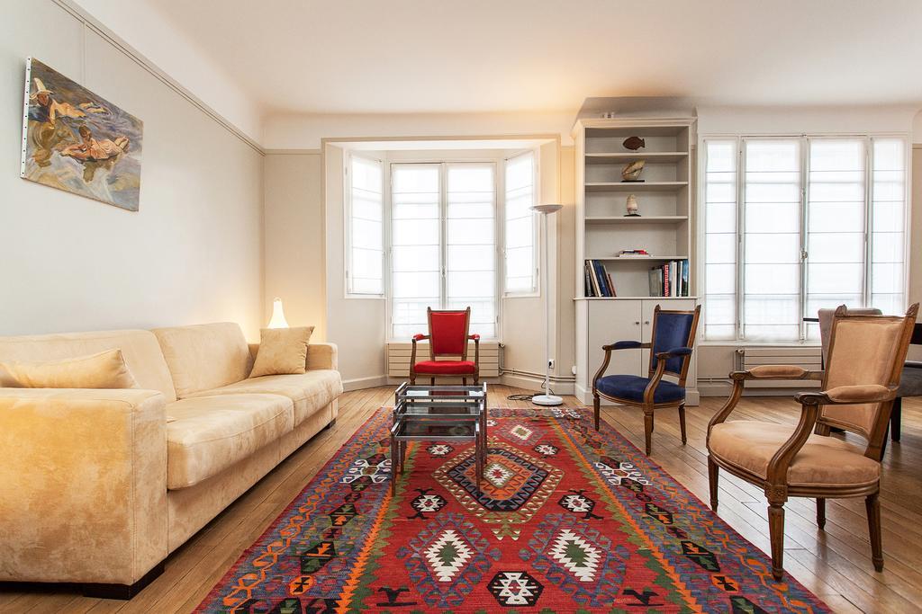 Suffren Apartment *